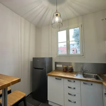 Constantine Suits 21 - 4 Personnes Centre