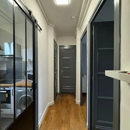 Constantine Suits 21 - 4 Personnes Centre * ديجون