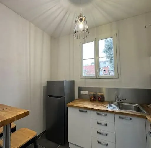 Constantine Suits 21 - 4 Personnes Centre